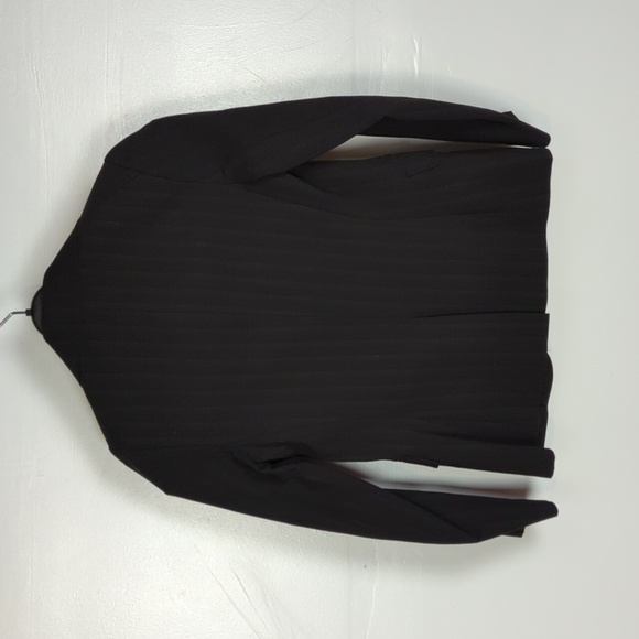 Theory Two Button Blazer - Picture 6 of 10